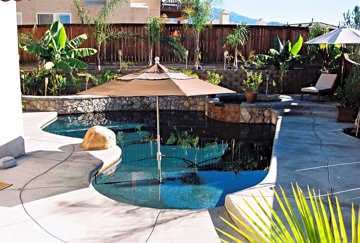 Compact Design - Custom pool by Bogner Pools Riverside